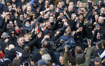 Saluts hitlériens et chants racistes perpétrés lors de ce défilé